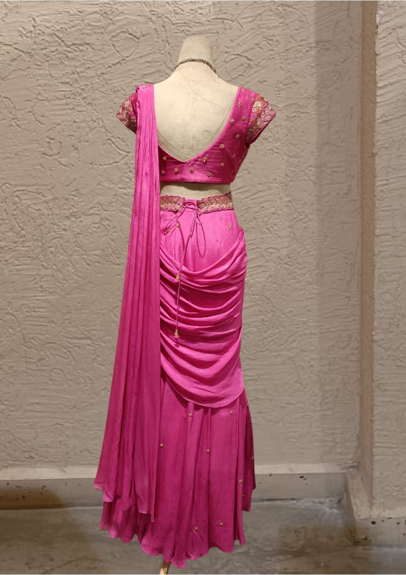 SALE- MANIKA PRE-DRAPED SAREE SET