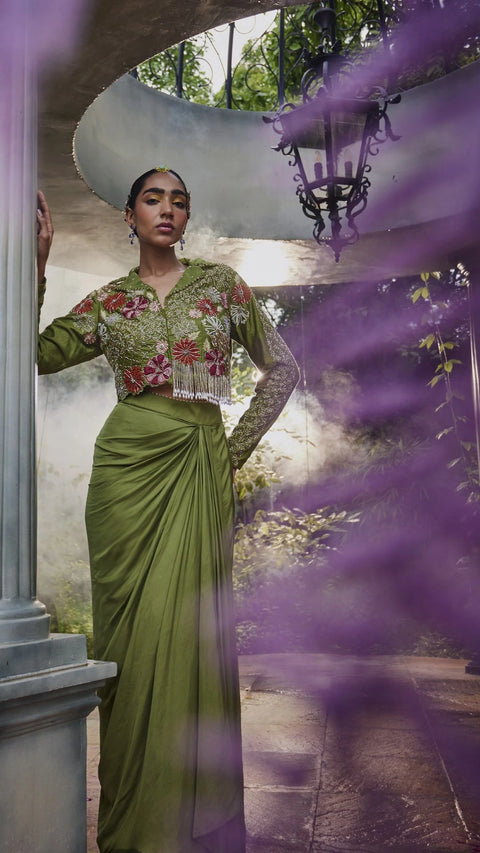 Prerna Mehra In Lush Grass Draped Saree