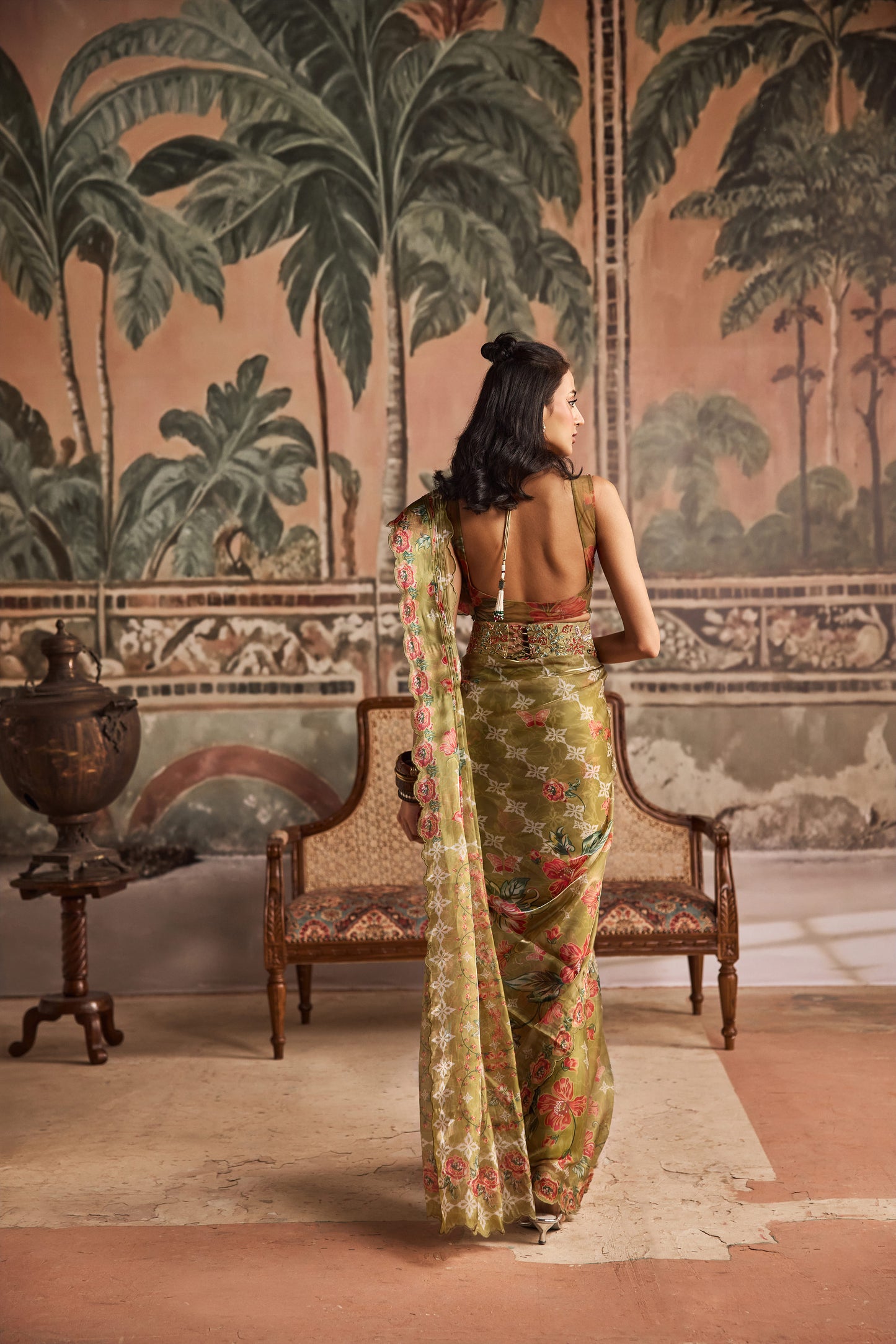 Baagi Jugni Drapped Saree Set