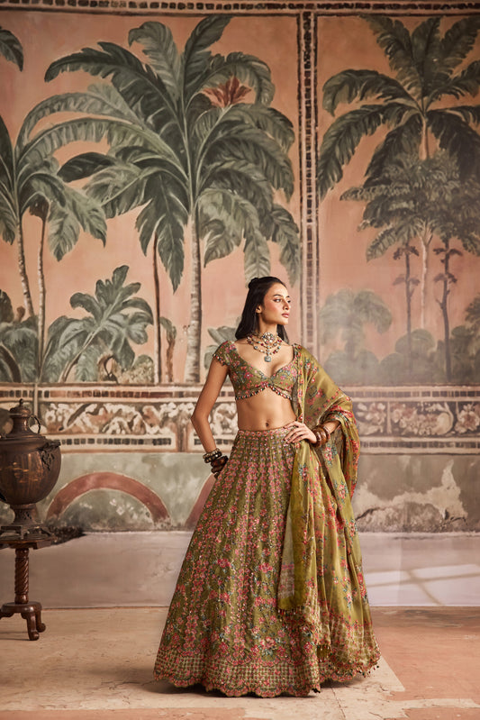 Banno Bawari Lehenga Set