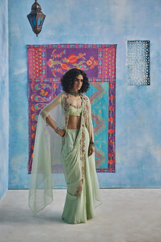 SAAZ PRE DRAPES SAREE AND CAPE SET