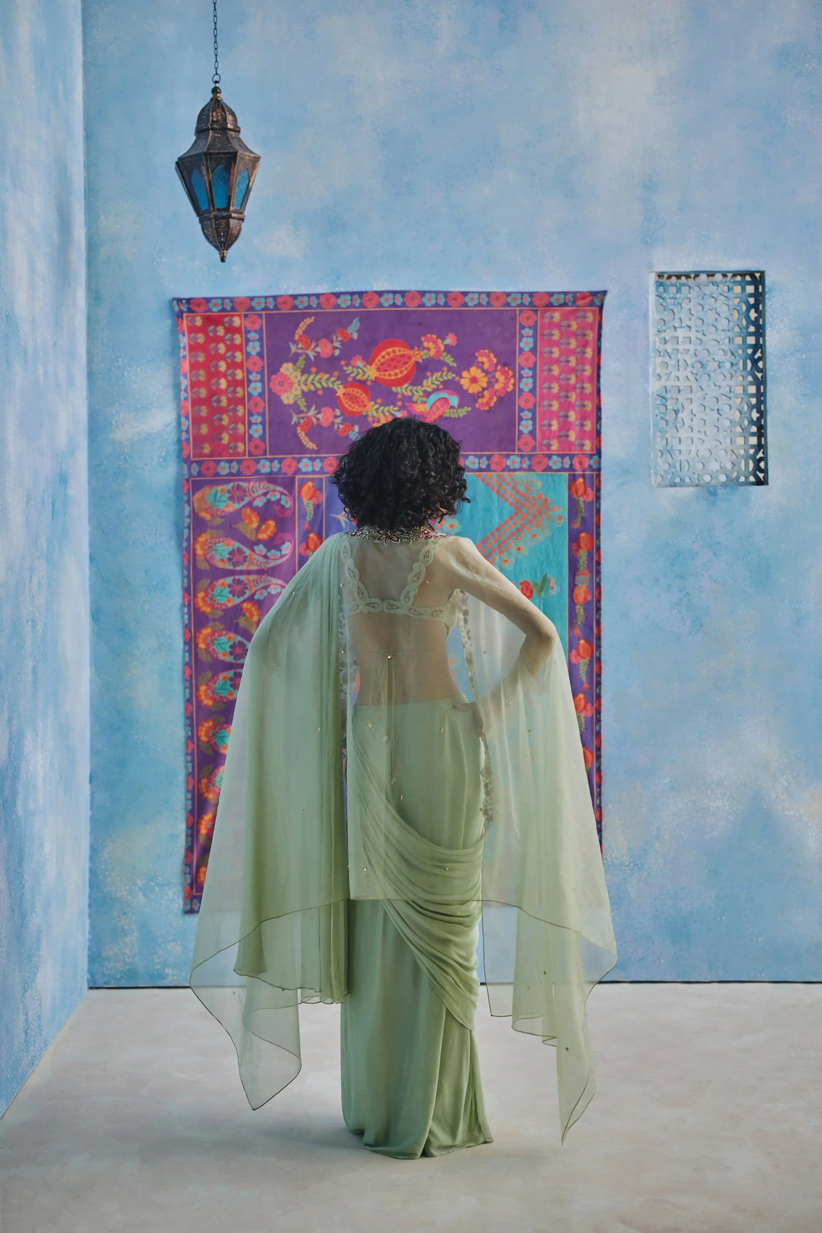 SAAZ PRE DRAPES SAREE AND CAPE SET